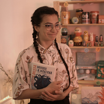 imagen de la miniatura del vídeo promocional para la actriz Esther Caro